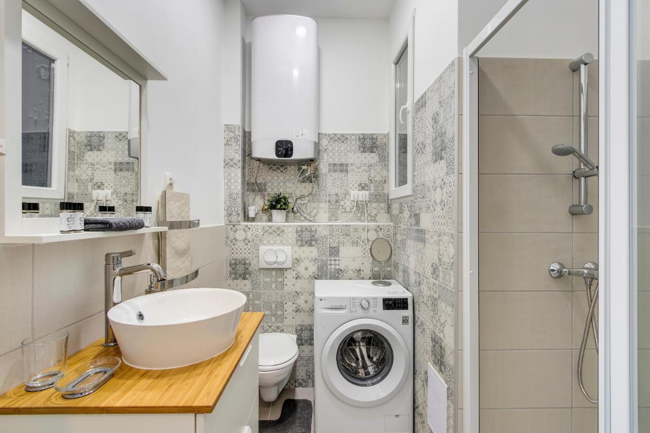 Rozsa Apartments Budapest Luaran gambar